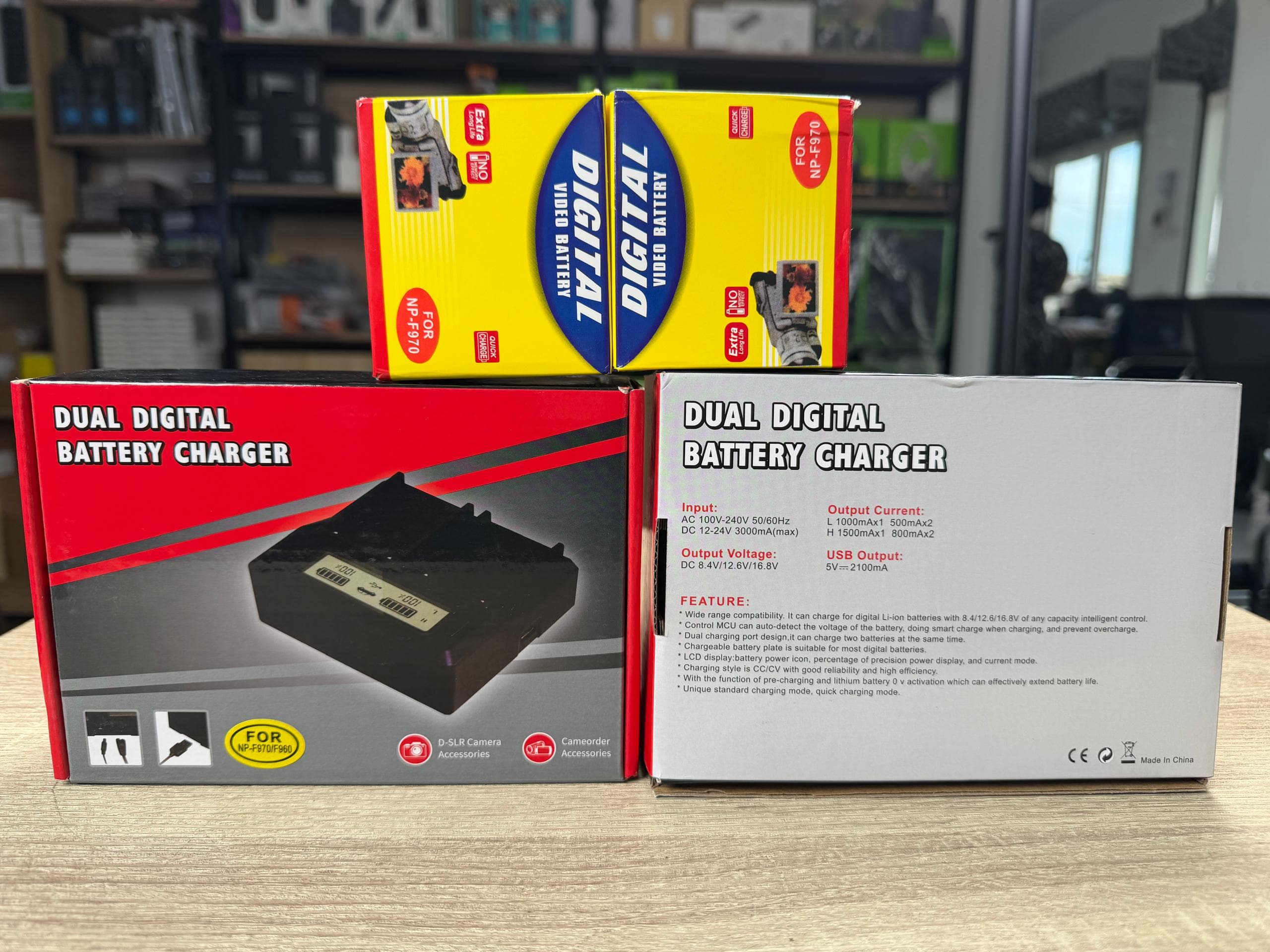 COMBO BATTERIE NP-970 + CHARGER DOUBLE DIGITAL